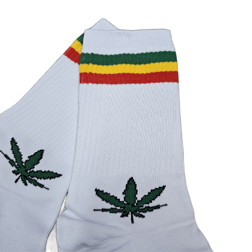 Medias 3/4 Puño - Hoja cannabis líneas bandera rastafari (fondo blanco)