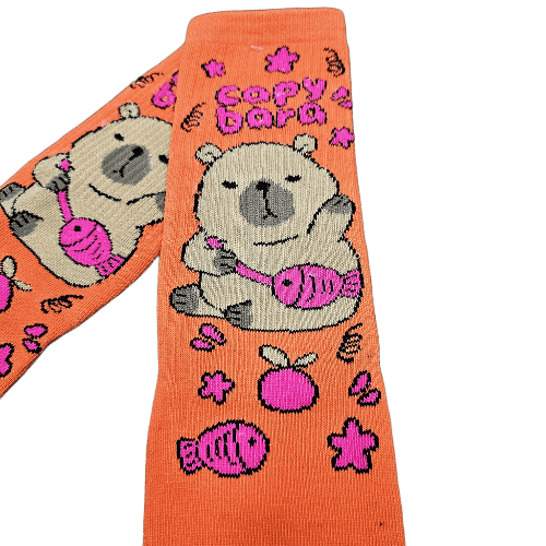 Medias 3/4 Puño - Capybara con bolso pez fondo naranja