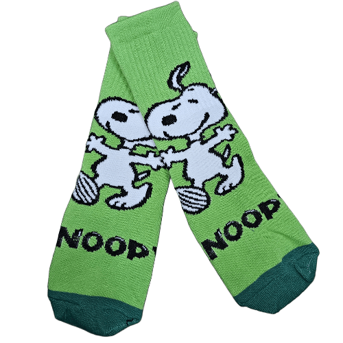 Medias 3/4 Puño - Snoopy bailando fondo verde