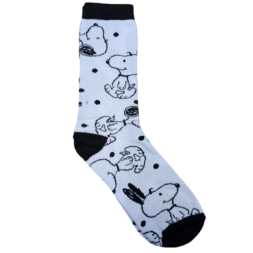 Medias 3/4 Snoopy caminando fondo blanco con lunares