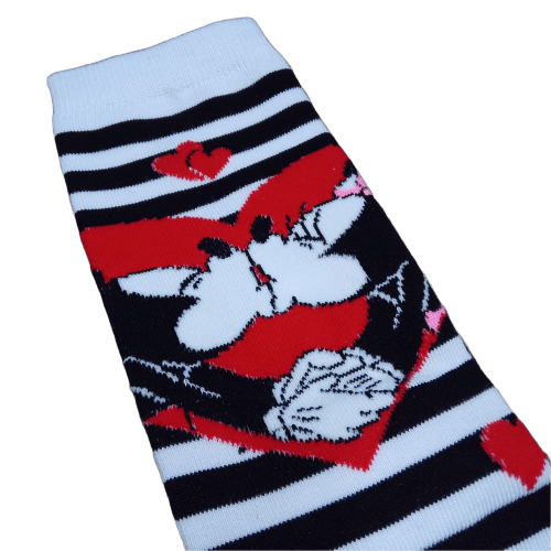 Medias 3/4 Mickey Mouse - Mickey y Minnie beso fondo rayado