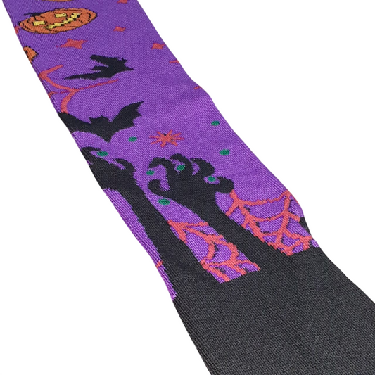Medias bucaneras Halloween Calabazas Manos Fondo Violeta